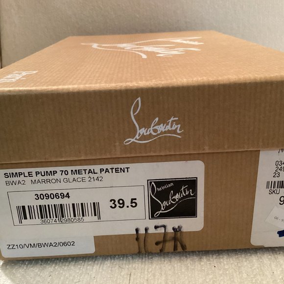 Christian Louboutin women’s simple pump - Picture 3 of 5